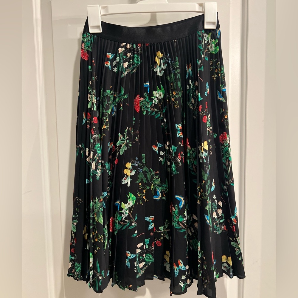 EXPRESS beautiful skirt size XS